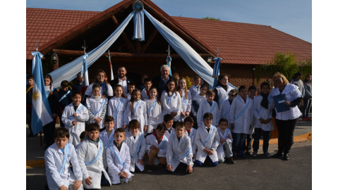 Alumnos de 4to grado hicieron la promesa de Lealtad a la Bandera
