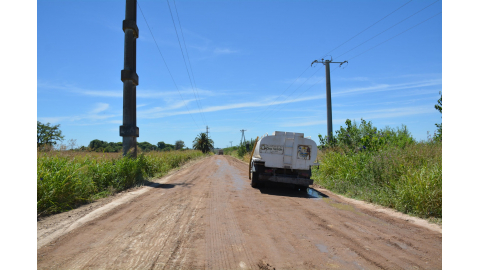 AVANZA LA REPARACIÓN DE CAMINOS RURALES