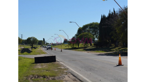 Avanzan los trabajos en la pavimentación que une Oro Verde con Tezanos Pinto