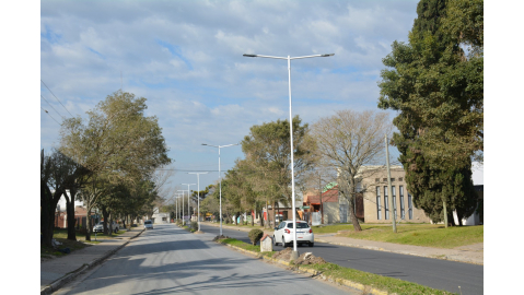 AVENIDA LOS EUCALIPTOS YA CUENTA CON NUEVA ILUMINACIÓN LED