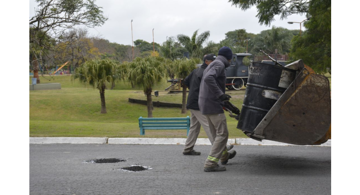 Bacheo en el ejido municipal