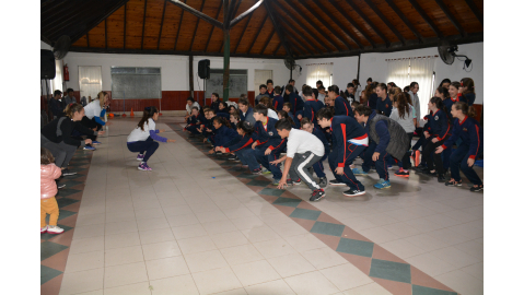 Con diferentes actividades deportivas se celebró el día Olímpico en Oro Verde