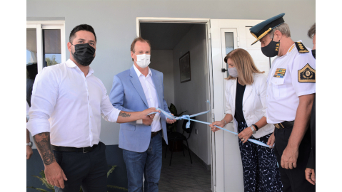 CON LA PRESENCIA DEL GOBERNADOR, QUEDÓ INAUGURADO EL NUEVO DESTACAMENTO POLICIAL EN AV. LOS CISNES