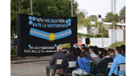 Conmemoraron el 9 de julio en la Escuela Rosario Vera Peñaloza