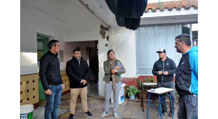 El intendente César Clement visitó el Departamento de Aplicación invitado por la Cooperadora