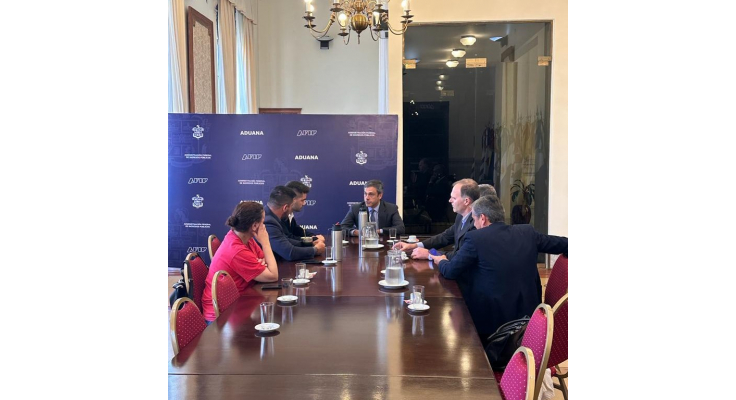 EL INTENDENTE OSCAR TOLEDO PARTICIPÓ DE UNA REUNIÓN EN BUENOS AIRES Y LLEGARÁN A ORO VERDE "REZAGOS DE ADUANA"