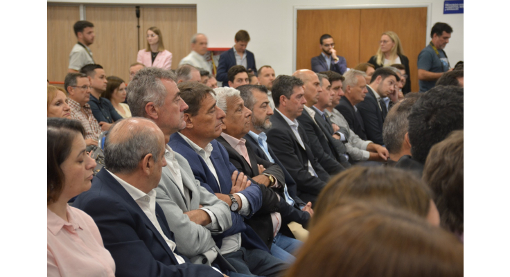 El presidente municipal participó de una reunión con el Gobernador Rogelio Frigerio