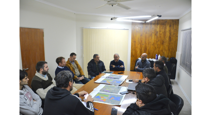 El secretario de Gobierno Milton Dumé se reunió con autoridades de Vialidad Provincial