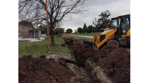 FINALIZÓ ESTE MARTES LA EXTENSIÓN DE LA RED CLOACAL EN LOMAS DE ORO VERDE
