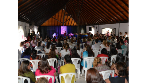Gran éxito y masiva concurrencia en el tradicional festejo por el Día de la Madre