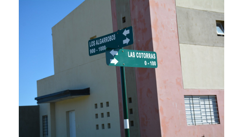PROSIGUE LA COLOCACIÓN DE CARTELES NOMENCLADORES EN DIFERENTES SECTORES DE LA CIUDAD