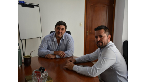 REUNIÓN CON AUTORIDADES DEL FRIGORÍFICO ALBERDI