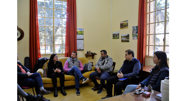 Reunión para el ordenamiento urbano del predio de la Escuela Alberdi