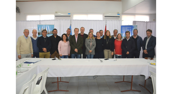 TOLEDO JUNTO A OTROS INTENDENTES VECINALISTAS SE REUNIERON CON BORDET Y SU GABINETE
